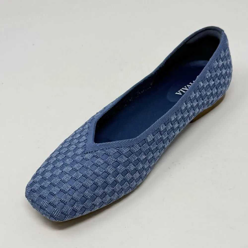 Vivaia Margot Walker Flats Shoes Womens 8.5 EU 39.5 Blue Woven V-Cut Square Toe